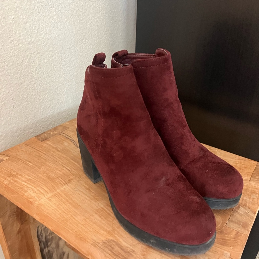 Women's Burgundy Ankle Boots